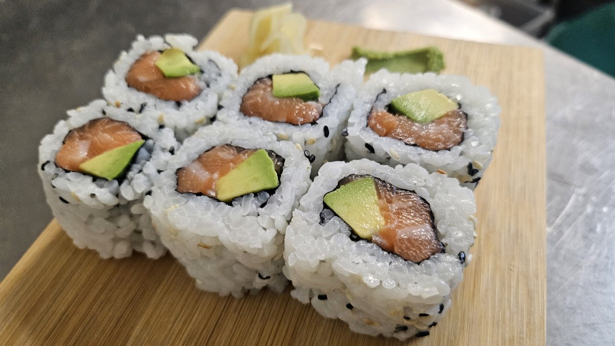 Cali Sésames Saumon Avocat (6pcs)